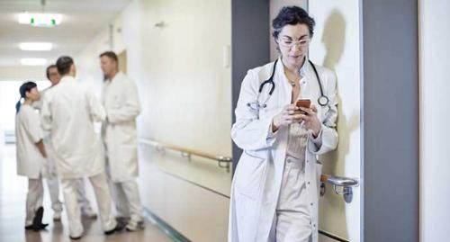 5 Tips on Texting Physician Recruiters