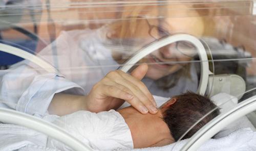 Specialty Spotlight: Neonatal Nurse Practitioners